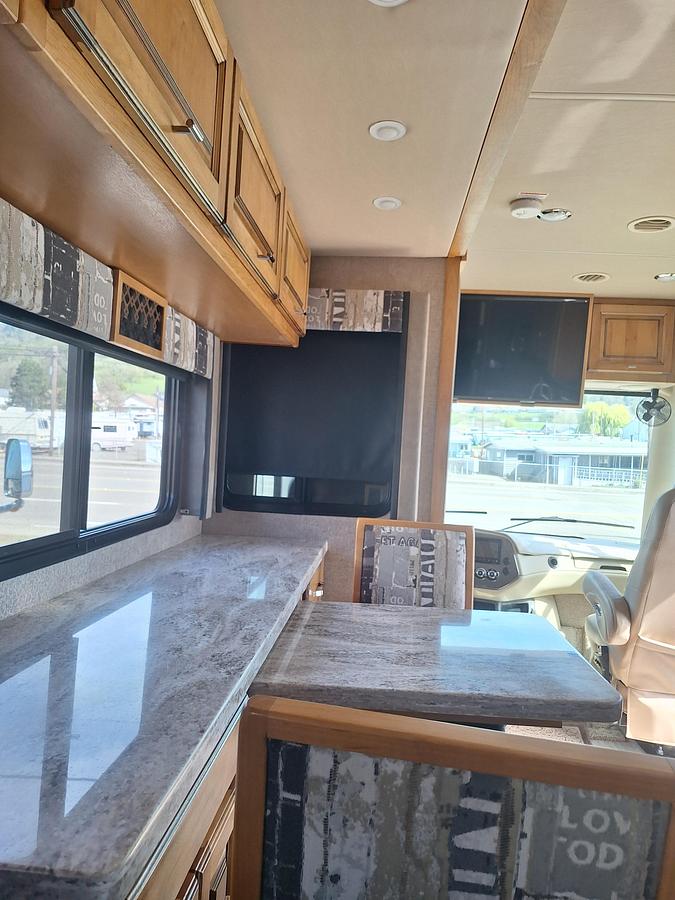 Used 2019 Tiffin Motorhomes Open Road Allegro 36LA