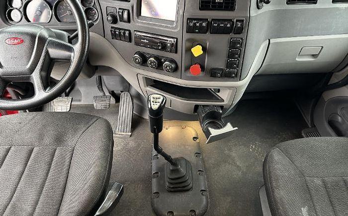 Used 2017 Peterbilt 579