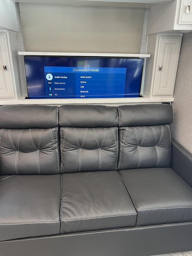 Used 2022 Fleetwood Discovery LXE 40M Class A Motorhome