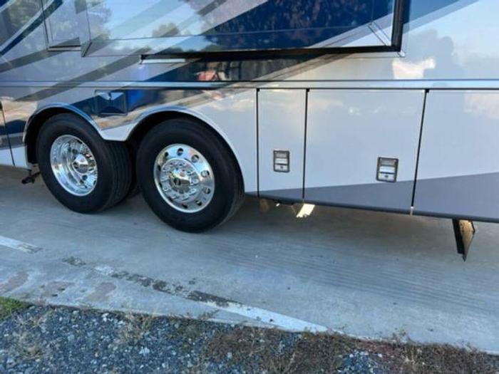 Used 2019 Newmar VENTANA 4054