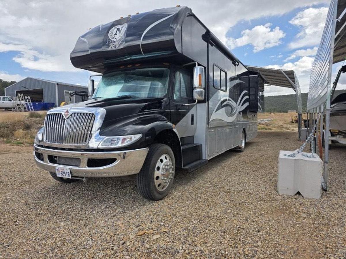 Used 2019 Nexus Wraith 34W