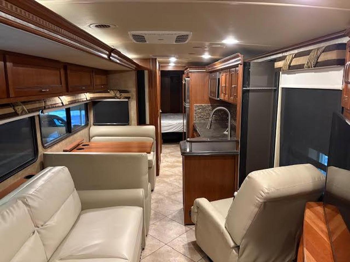 Used 2016 Winnebago Forza 36G Class A Motorhome