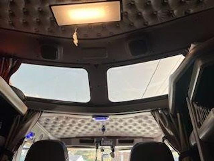 Used 2016 KENWORTH T800