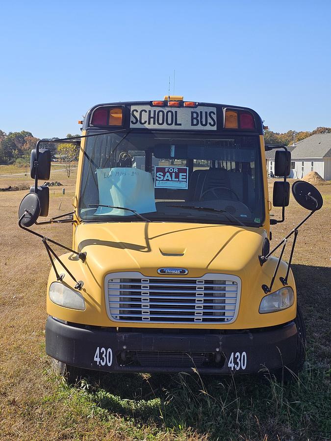 Used 2009 Freightliner Bus