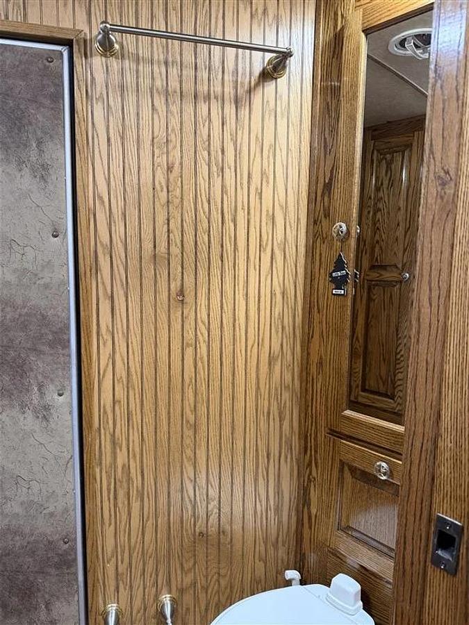 Used 2008 Platinum 3HLQ 3 Horse Trailer