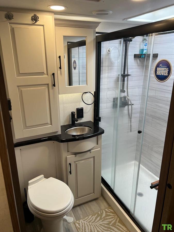 Used 2023 Alliance Paradigm 395DS Fifth Wheel