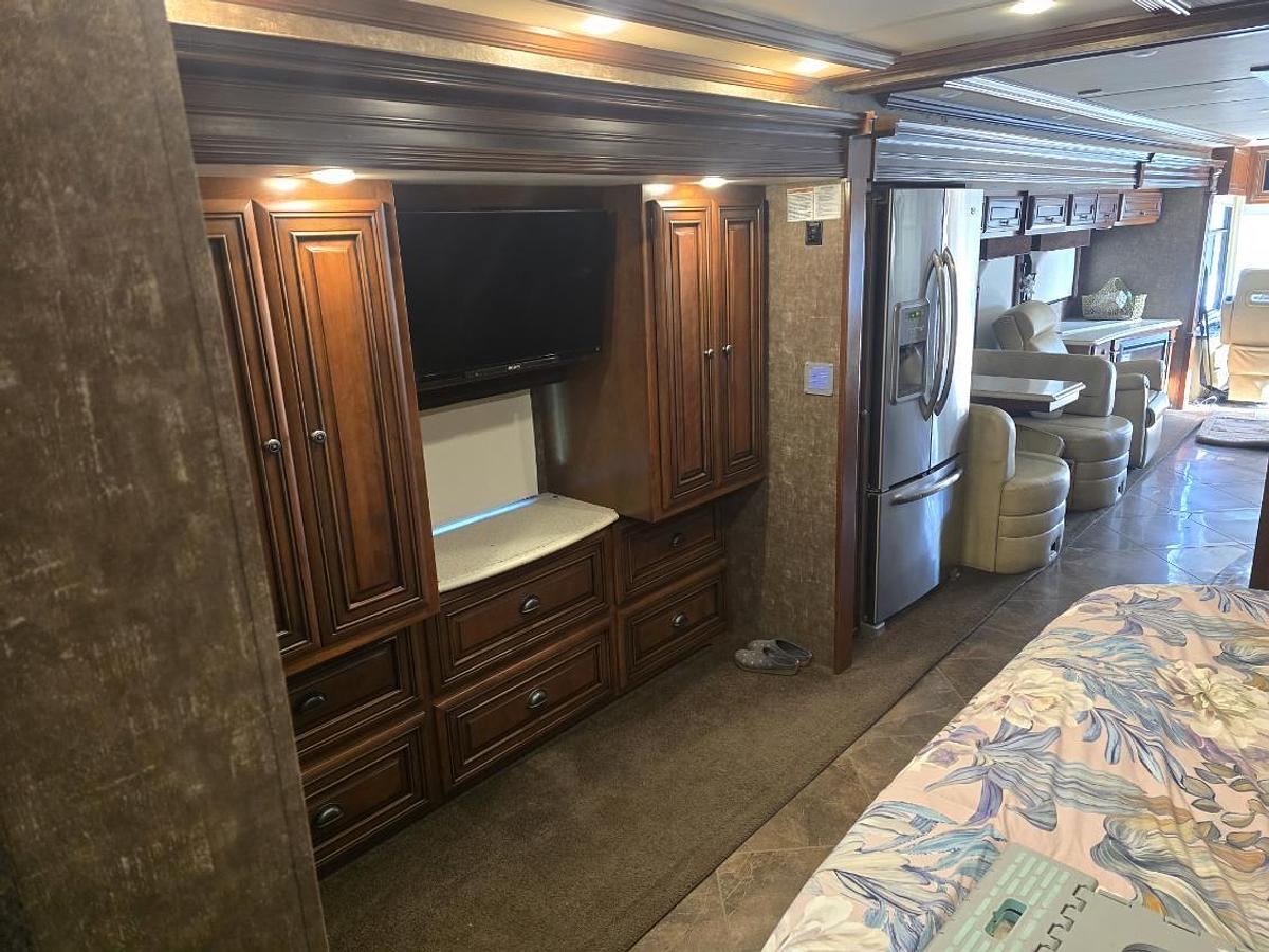 Used 2014 Newmar Dutch Star 4018