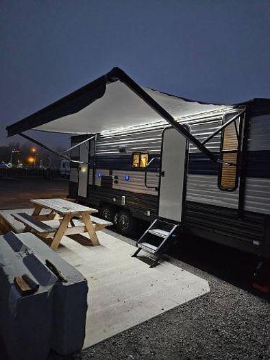 Used 2021 Forest River Cherokee Grey Wolf 23DBH Travel Trailer