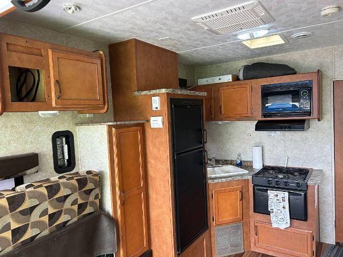 Used 2014 Gulf Stream Track & Trail 24RTH