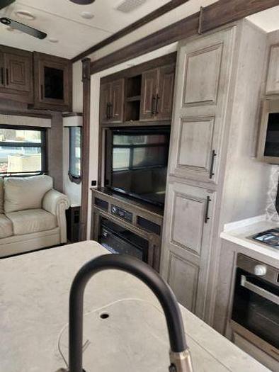 Used 2022 Heartland Bighorn BH 3300DL