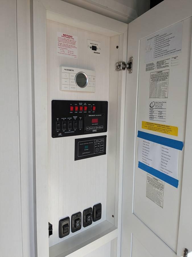 Used 2021 DRV Mobile Suites 41RKDB4