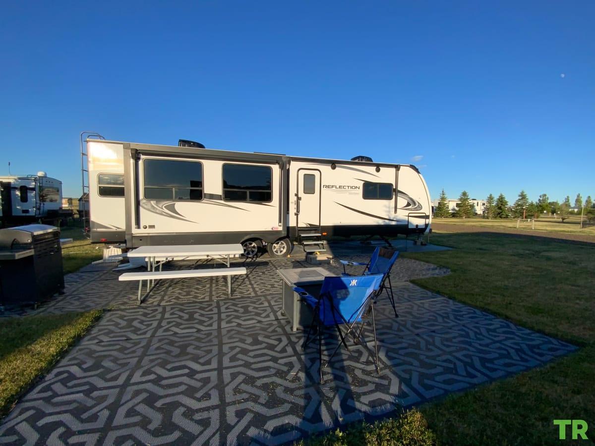 Used 2022 Grand Design Reflection 315RLTS