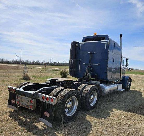 Used 2007 Peterbilt 378