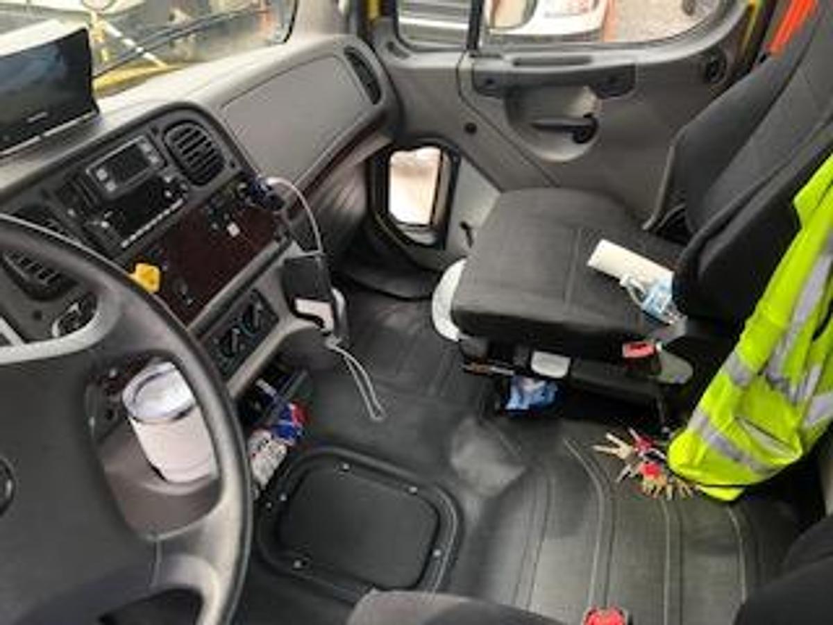 Used 2023 Freightliner Business Class M2 Grapple Truck