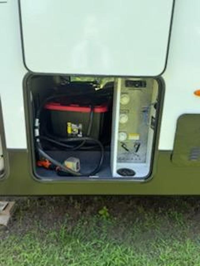 Used 2024 Keystone Cougar Sport 2400RE