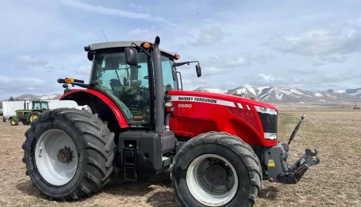 Used 2011 Massey Ferguson 8680