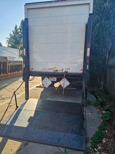 Used 2012 Freightliner M2 106