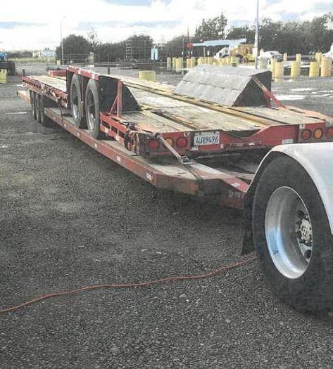 Used 2017 Freightliner 2 Axle Sleeper