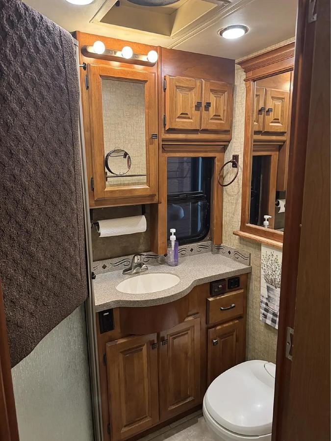 Used 2014 Tiffin Allegro RED 34QFA