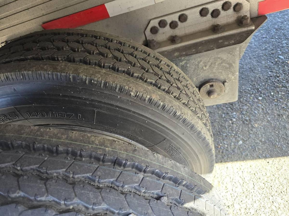 Used 2016 Flatbed 413