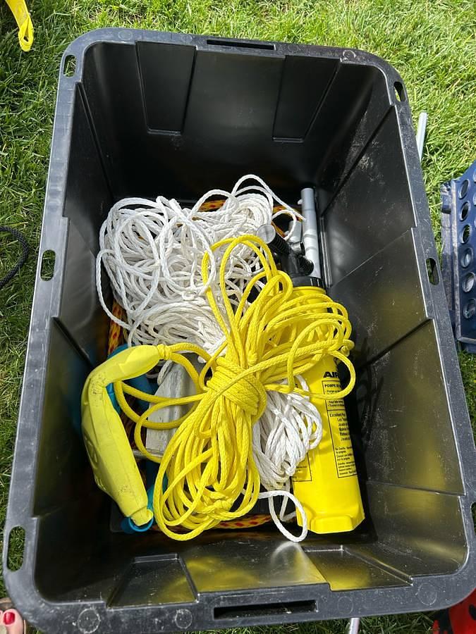 Used 2001 Four Winns Horizon 180