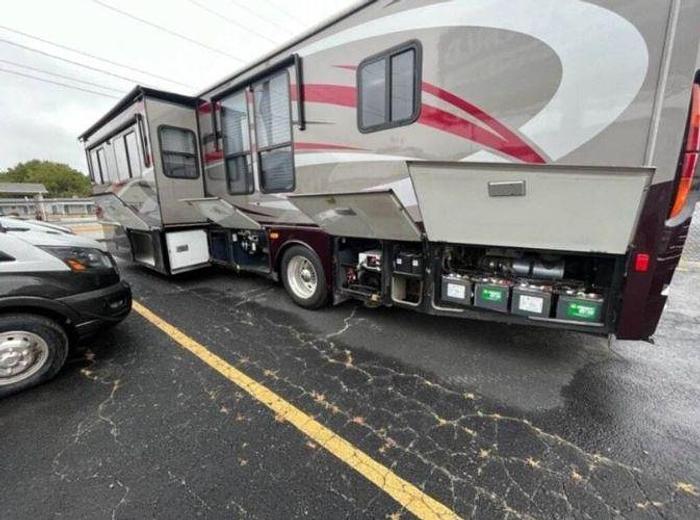 Used 2008 Fleetwood DISCOVERY 40X