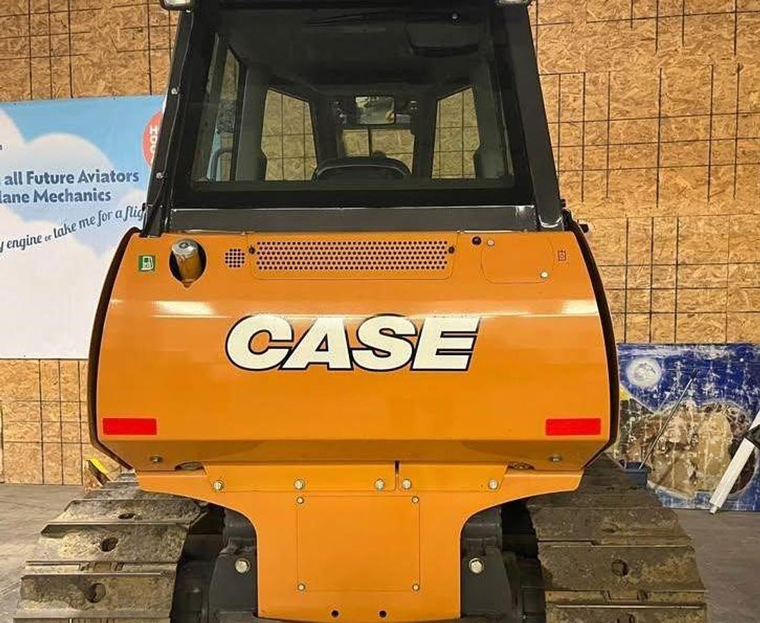 Used 2023 CASE 650M WT