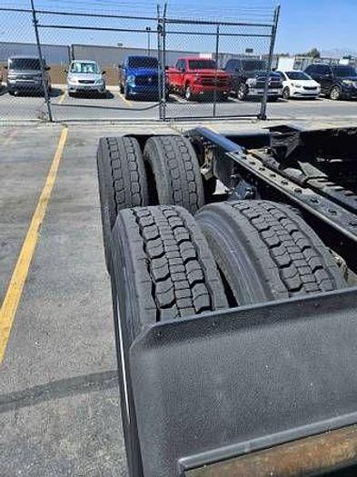 Used 2009 Freightliner COLUMBIA 120 Actual Miles 157,350