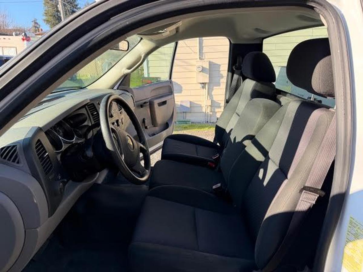 Used 2014 Chevrolet 3500 HD Bucket Truck