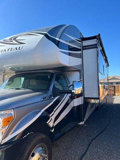 Used 2016 Thor Chateau 35SF
