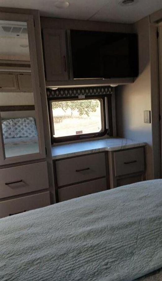 Used 2024 Thor Motor Coach Hurricane 35M Class A Motorhome