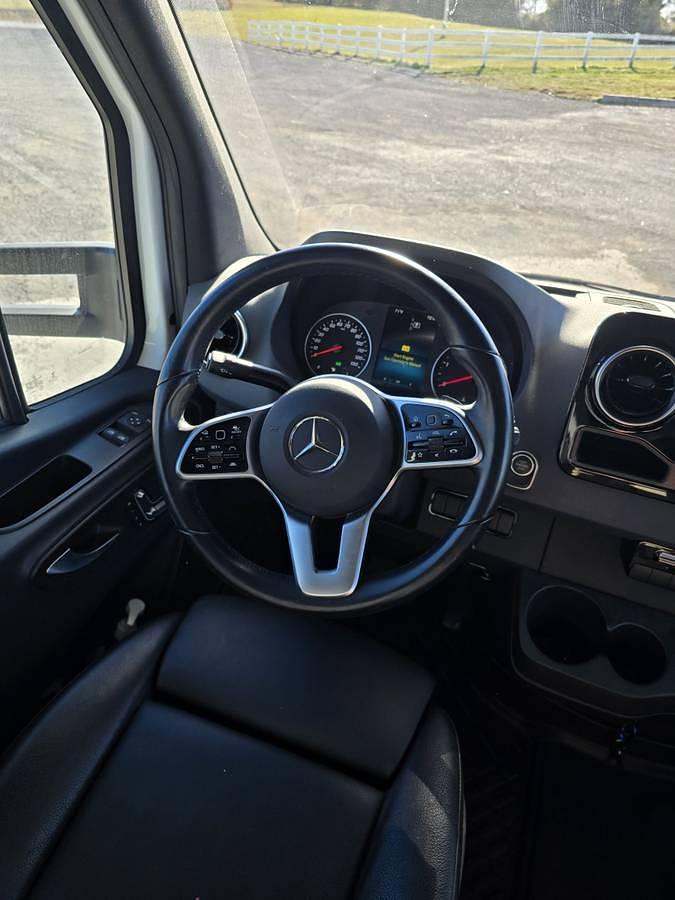 Used 2021 Jayco Melbourne Prestige 24RP