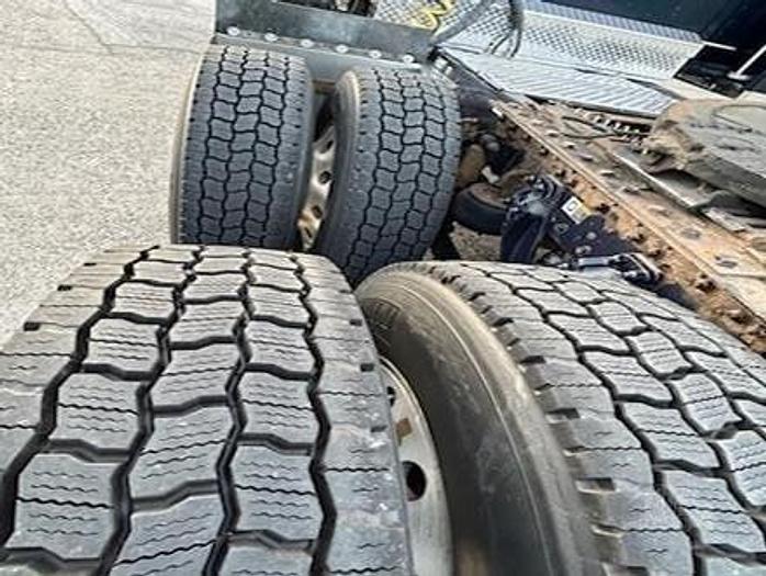 Used 2017 Kenworth W900L