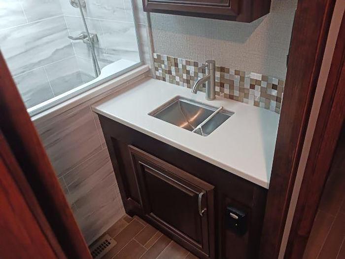 Used 2019 Jayco Pinnacle 36KPTS