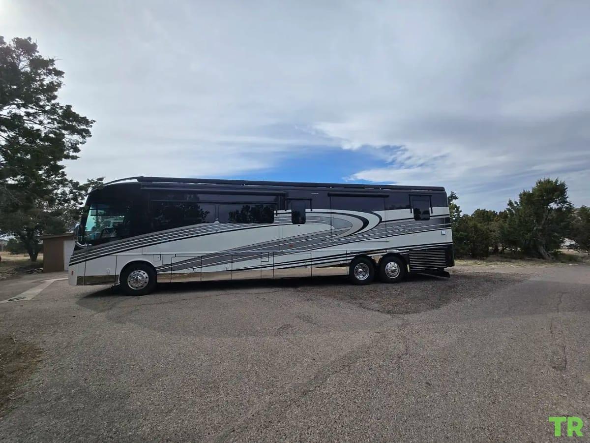 Used  2017 Winnebago Grand Tour 45RL