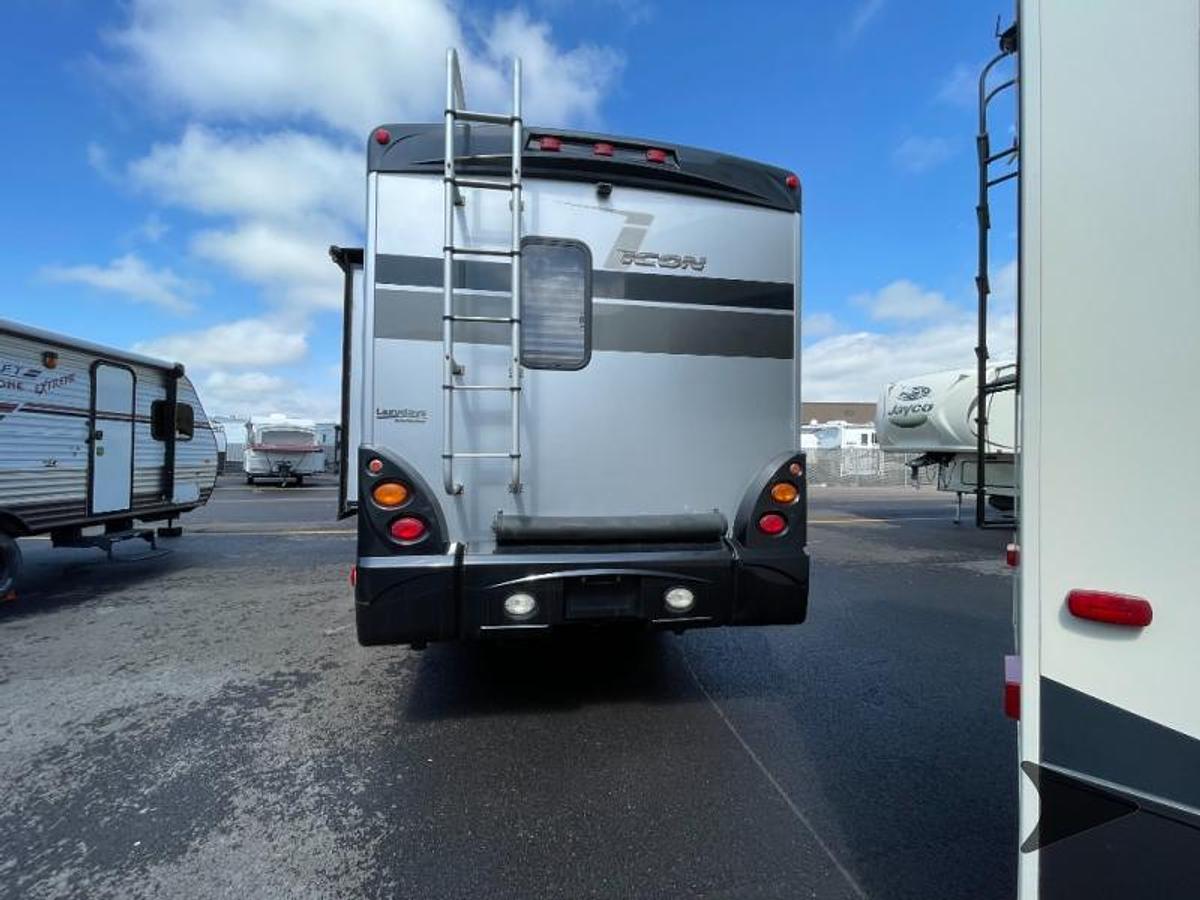 Used 2008 Fleetwood RV Icon 24A Class C Motorhome