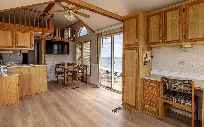 Used 2003 Breckenridge Park Model