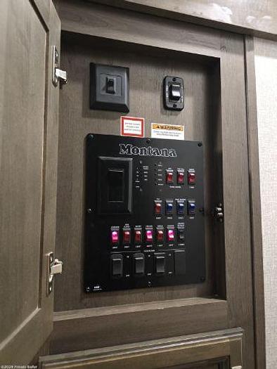 Used 2019 Keystone Montana 3855BR