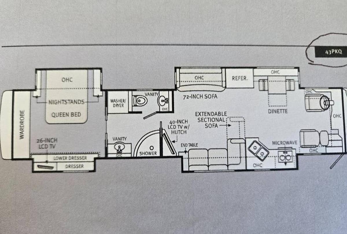 Used 2011 Monaco Camelot 43PKQ Class A Motorhome