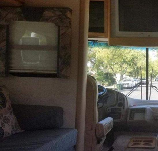 Used 2004 National Sea Breeze LX 8375