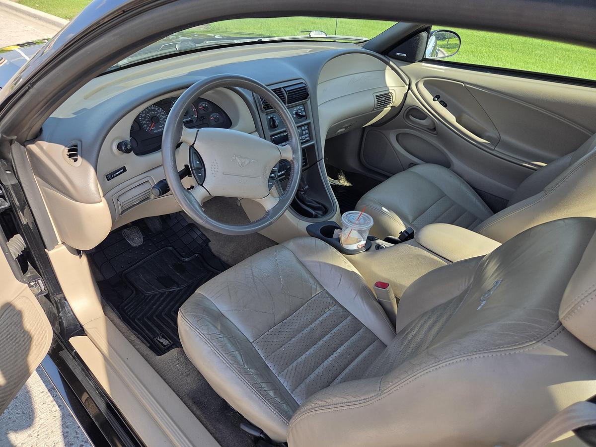 Used 2000 Ford Mustang GT