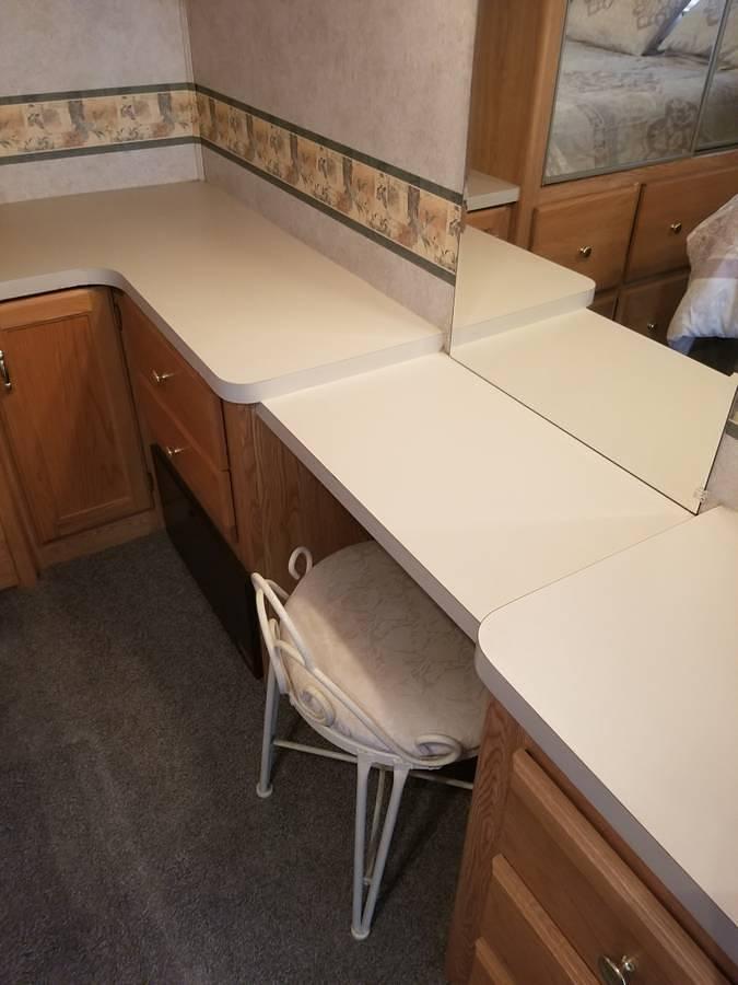 Used 2001 Condor R Vision