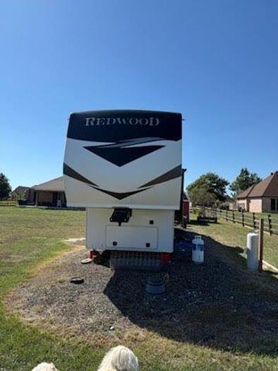 Used 2021 Crossroads Redwood 4001LK