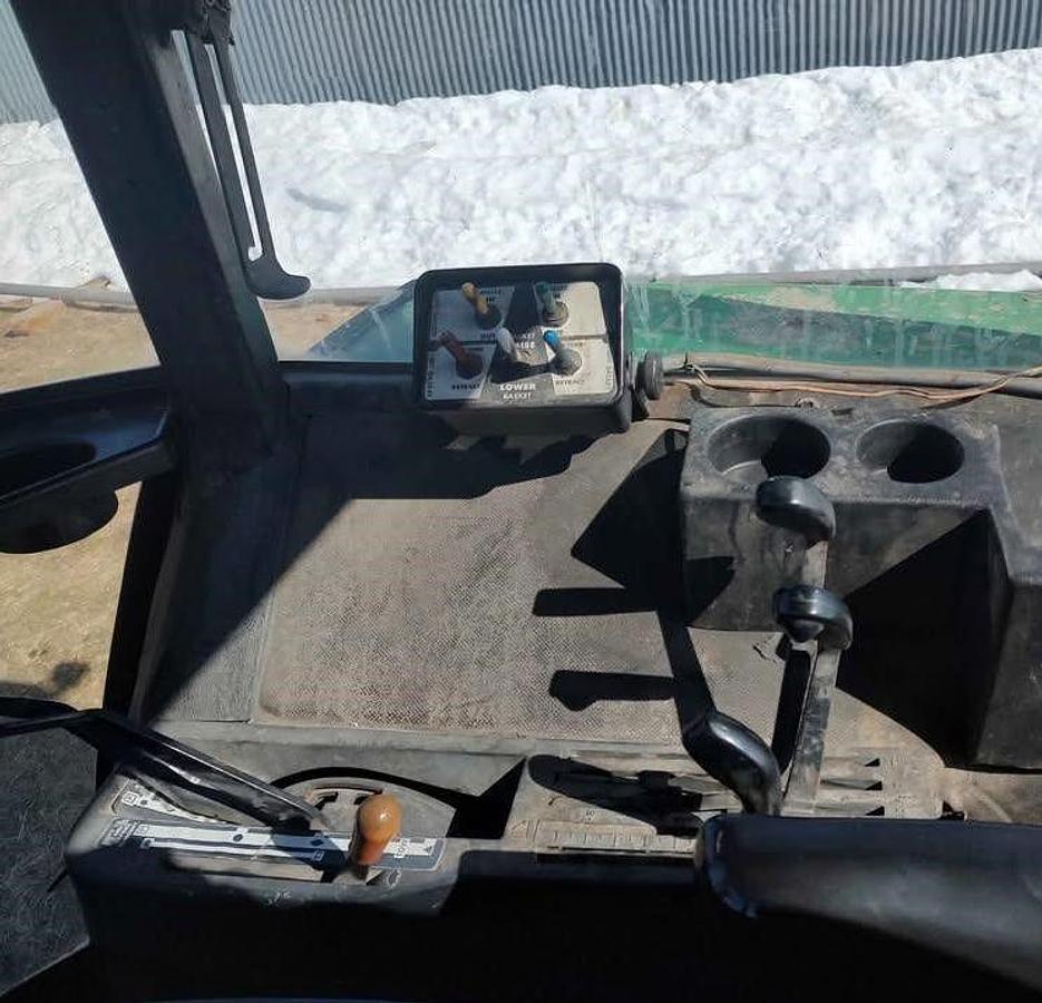 Used JOHN DEERE 4430