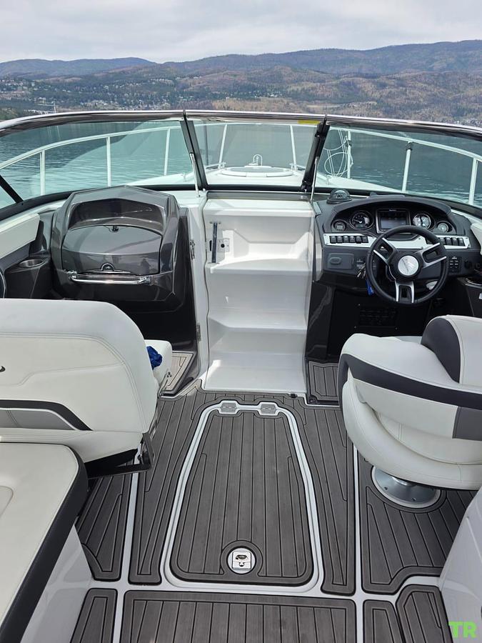 Used 2015 Monterey Cuddy Cabin