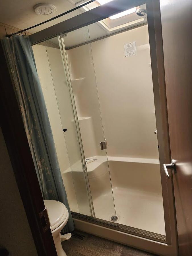 Used 2016 Evergreen Bay Hill 310RE Fifth Wheel