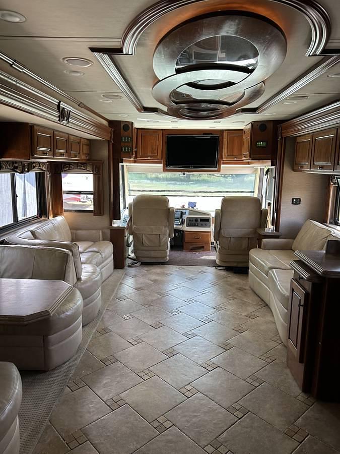 Used 2009 Monaco Dynasty Yorkshire IV