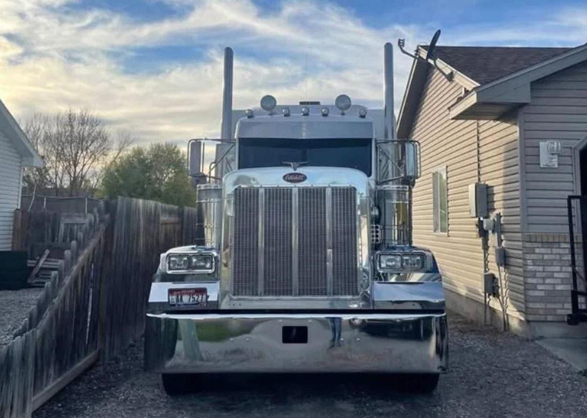 Used 2000 Peterbilt 379EXHD