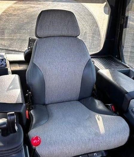 Used 2016 JOHN DEERE 650K LGP