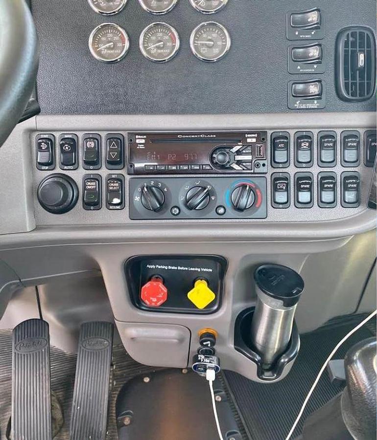 Used 2020 Peterbilt 389